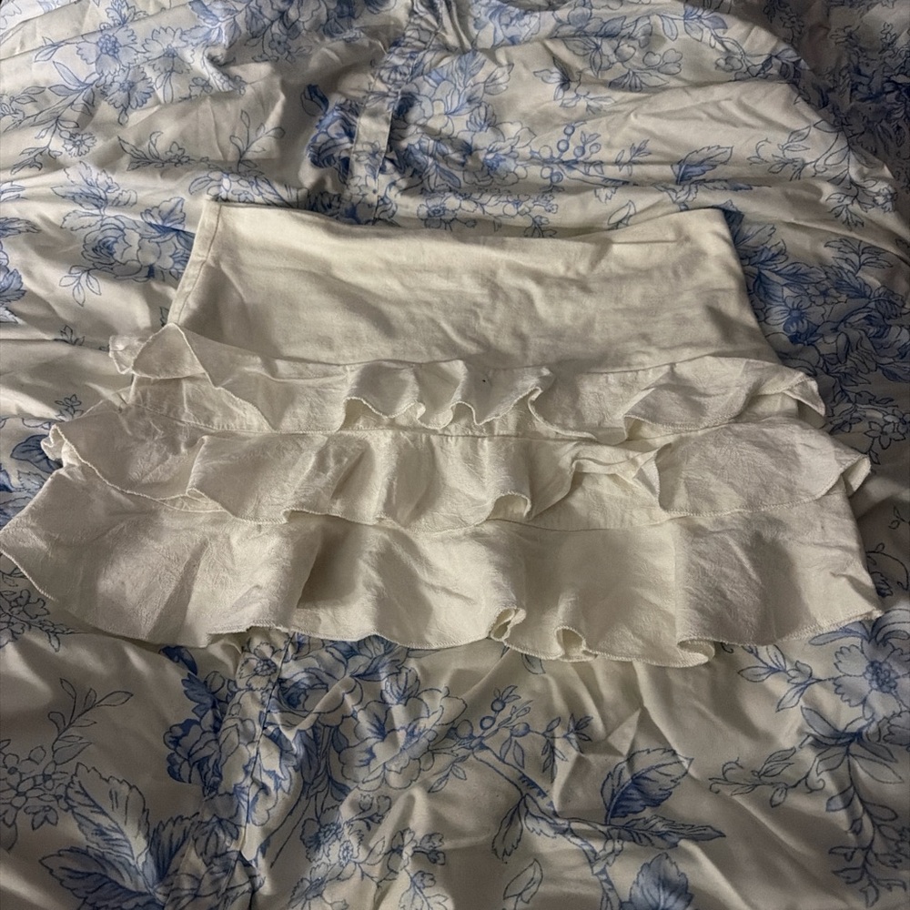 Charlotte Russe Cream Skirt
